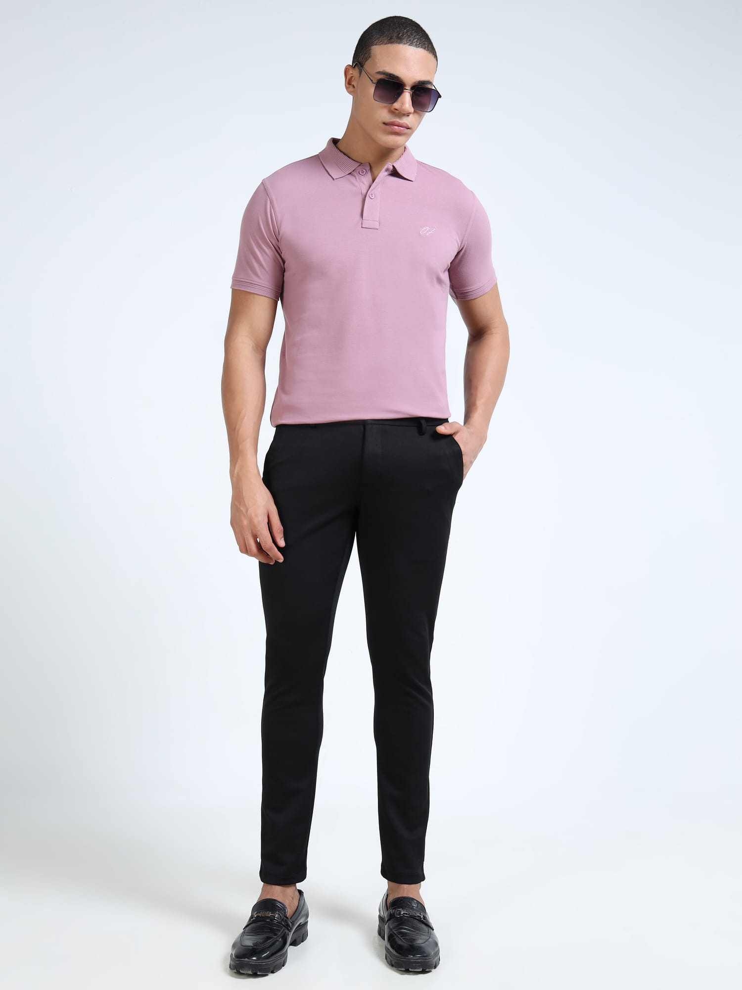 0W2A5408 Collar T-Shirt - Image 1